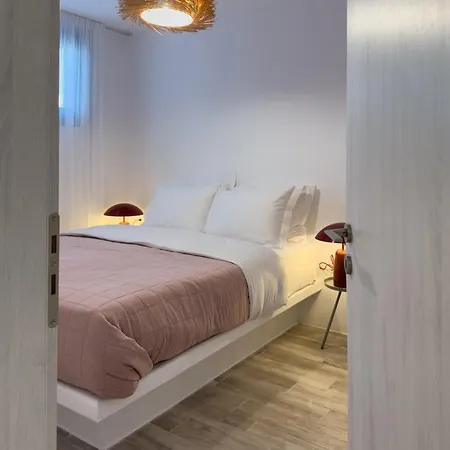 Apartman The Nine Graces- Chloe, Charming Naxos With Pool & Garden *