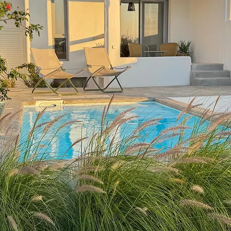 Apartman The Nine Graces- Chloe, Charming Naxos With Pool & Garden Kastrákion