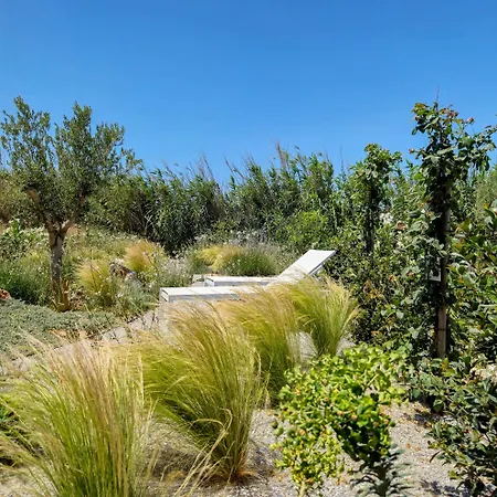 Apartman The Nine Graces- Chloe, Charming Naxos With Pool & Garden Kastrákion