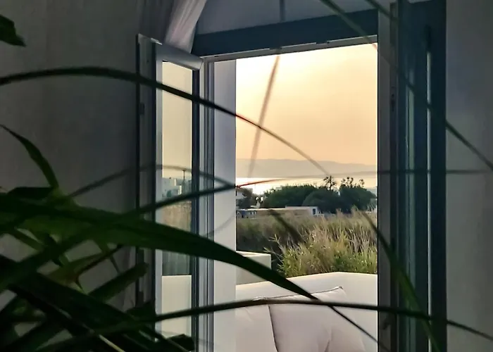 The Nine Graces- Chloe, Charming Naxos Home With Pool & Garden アパート