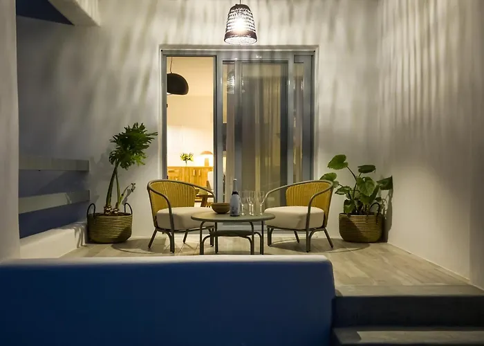 Apartment The Nine Graces- Chloe, Charming Naxos With Pool & Garden Kastrákion