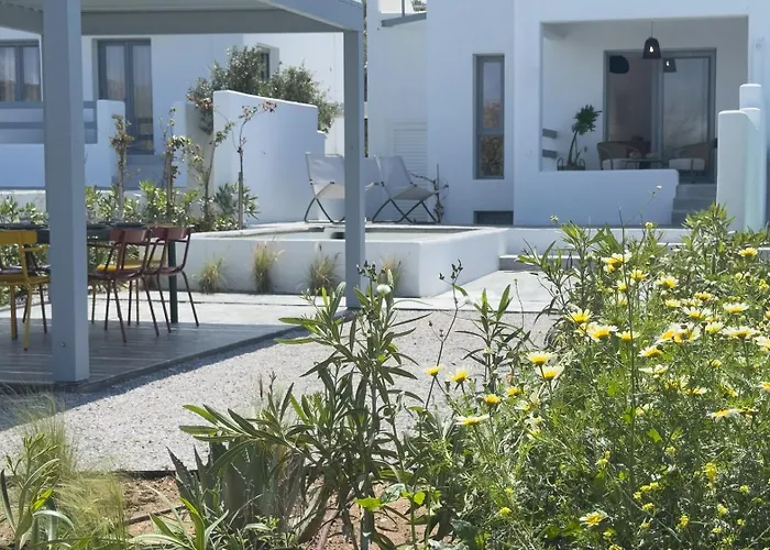 The Nine Graces- Chloe, Charming Naxos With Pool & Garden * Kastrákion